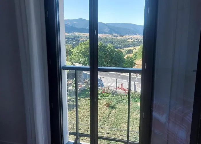 Дом отдыха Maison De A La Montagne Avec Vue Panoramique *